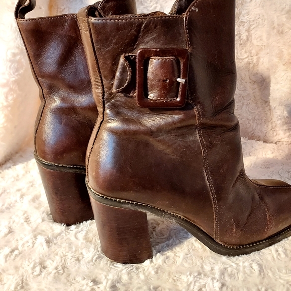 Hillard & Hanson Trudy Brown Leather Chunky Block Heel Ankle Boots 6.5 Classic - Picture 2 of 9